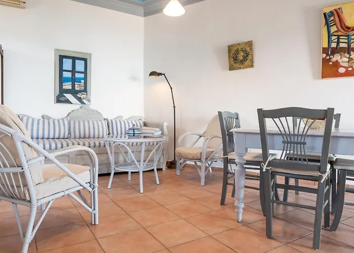 Patmos شقة سكالا